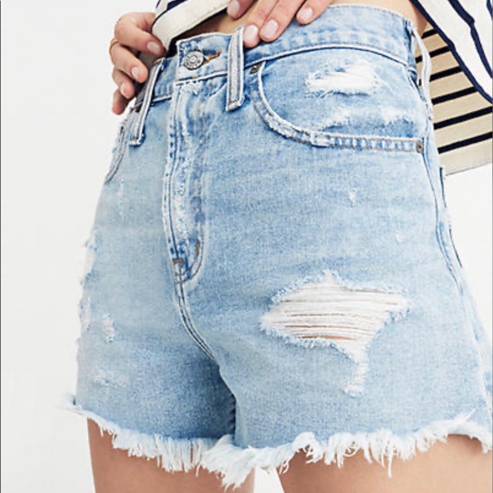 ✨Madewell The Perfect Jean shorts size 25